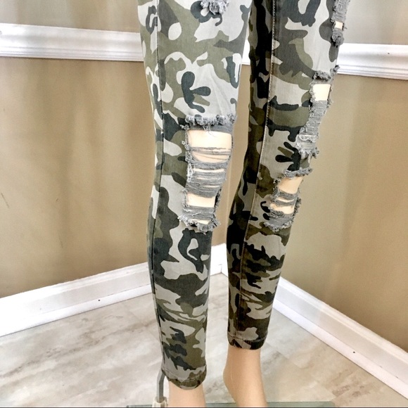 ❗️SOLD ❗️ - Picture 7 of 14